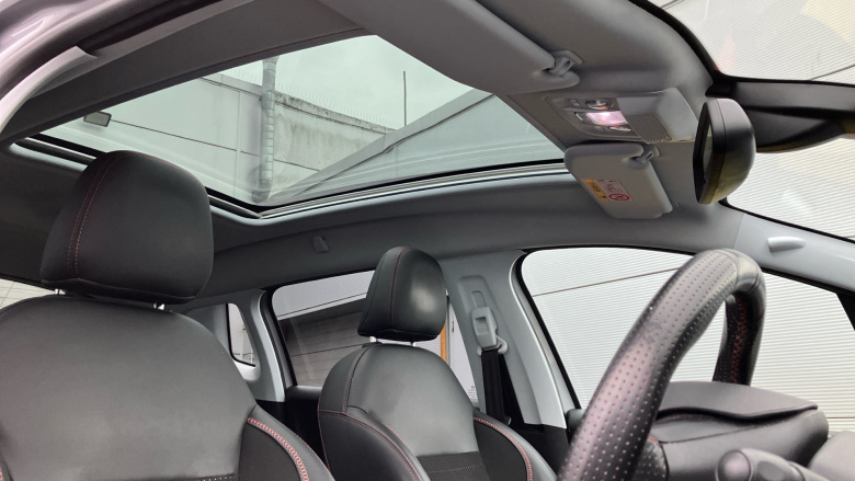 Peugeot 2008 1.5 BlueHDi 100 GT Line 5dr [5 Speed] Diesel Estate